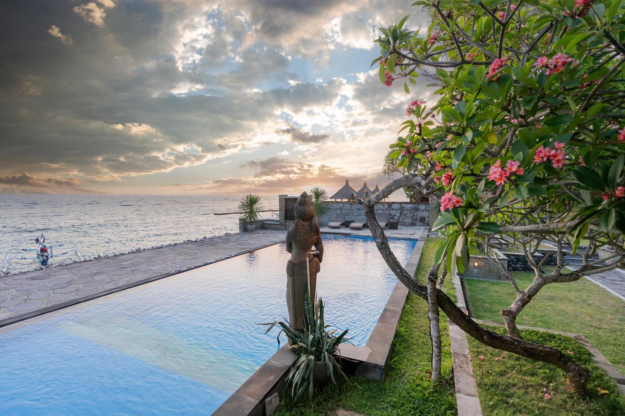 Ganesh Beach Hotel Candidasa Exterior foto
